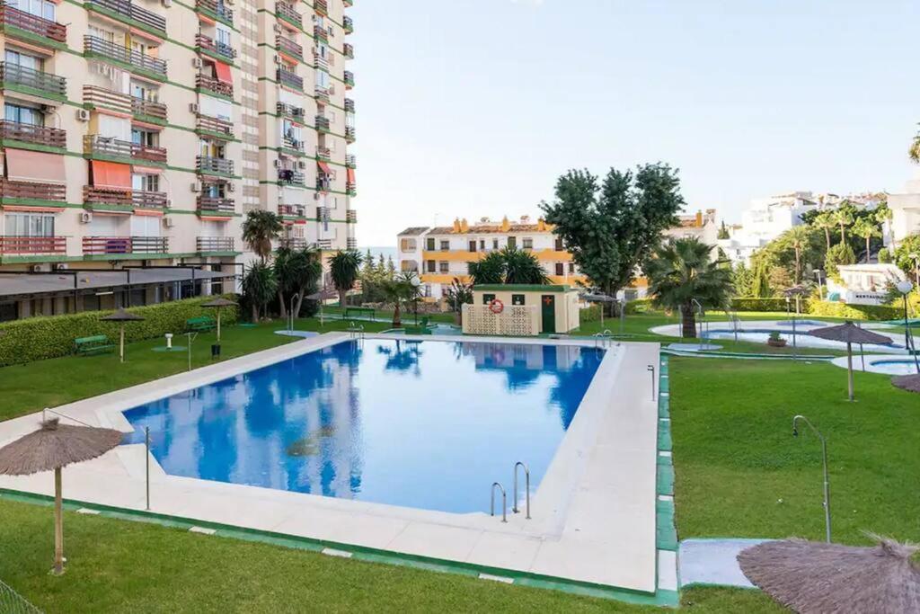 Estudio Turistico En Benalmadena A 200 Mts Del Mar المظهر الخارجي الصورة