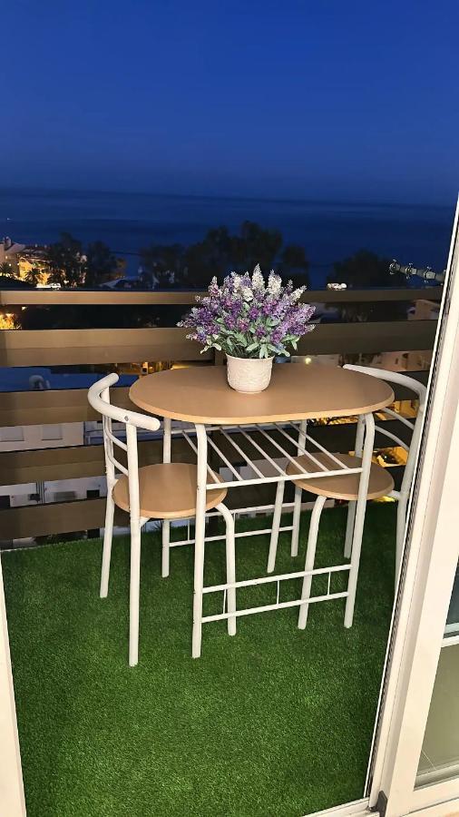 Estudio Turistico En Benalmadena A 200 Mts Del Mar المظهر الخارجي الصورة