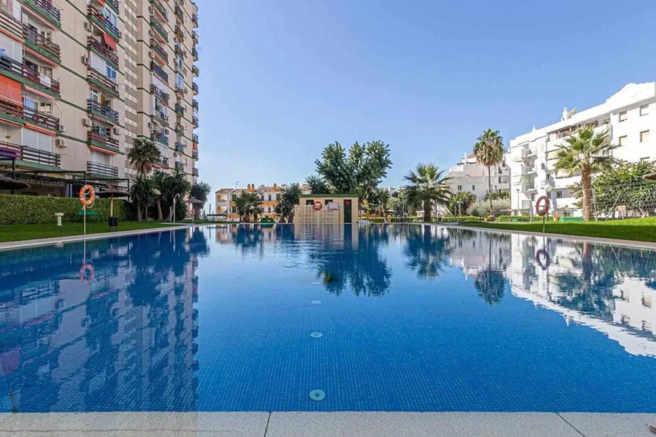 Estudio Turistico En Benalmadena A 200 Mts Del Mar المظهر الخارجي الصورة